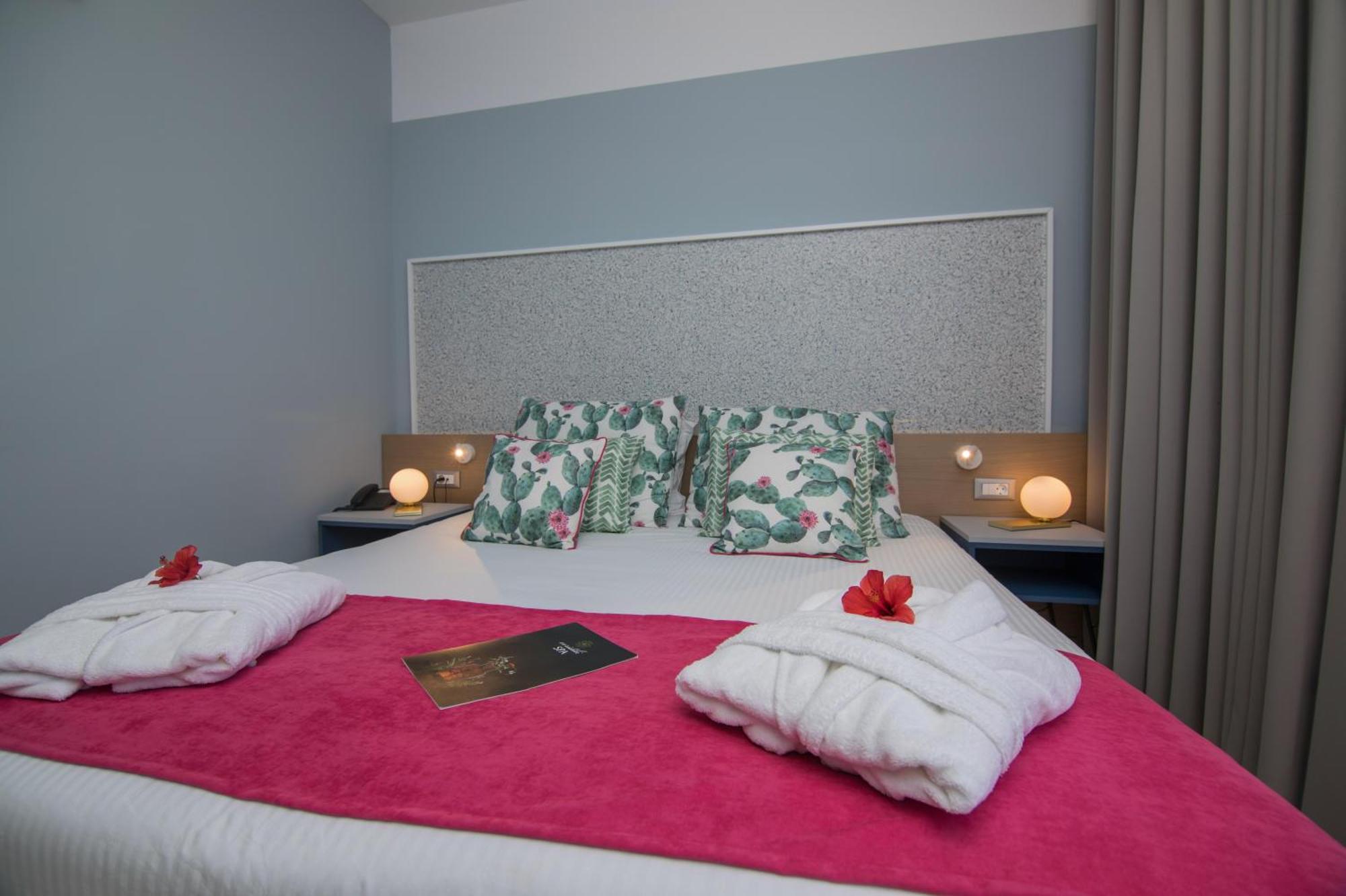 Lindos Breeze Beach Hotel キオタリ エクステリア 写真
